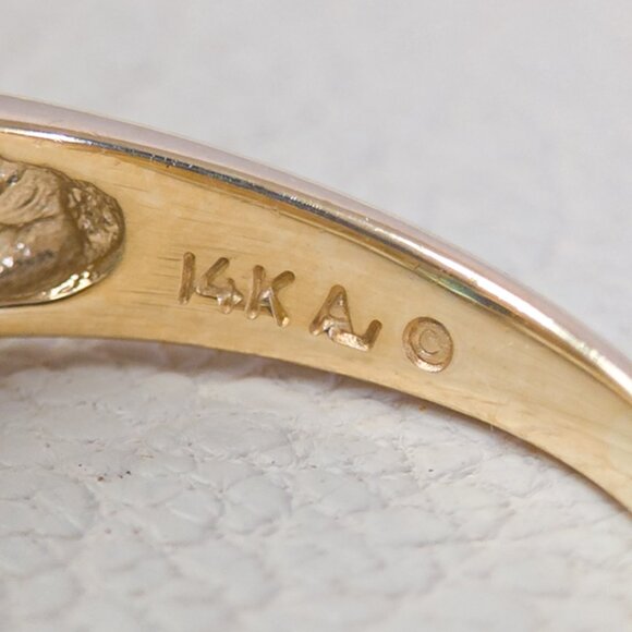 14K Yellow Gold Oval Blue Topaz & Diamond Ring Size 8.25 - Picture 11 of 13